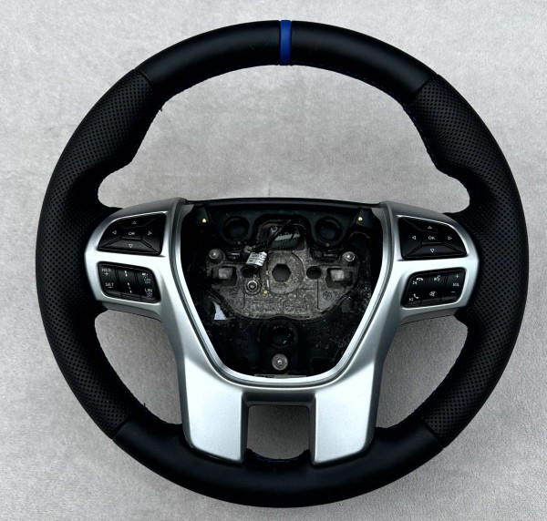 Lenkrad neu beziehen für Ford Ranger mit Leder mit 12Uhr Markierung und Daumen.