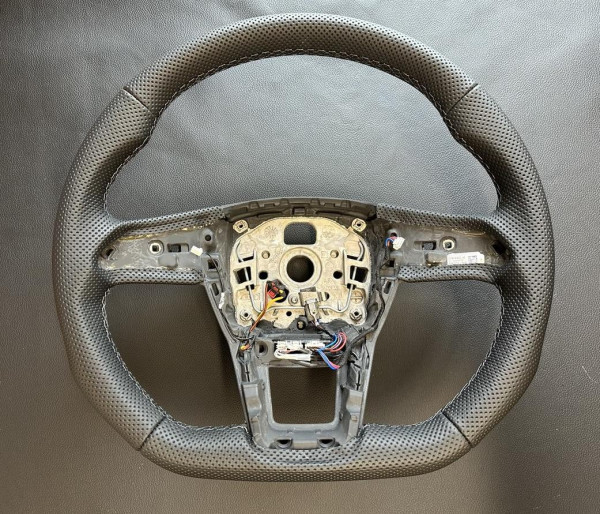Lenkrad neu beziehen für Audi Q3 F3 Q3 F3 Q7 4M Q8 mit Nappaleder