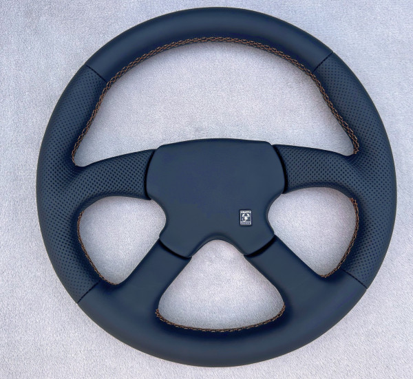 Sportlenkrad für ABARTH neu beziehen mit Leder mit Prallplatte beziehen