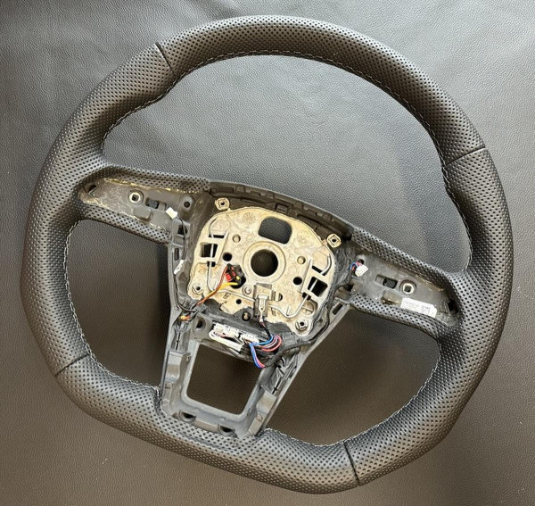 Lenkrad neu beziehen für Audi A3 8V S3 A4 B9 A5 F5 A6 A7 RS7 mit Nappaleder