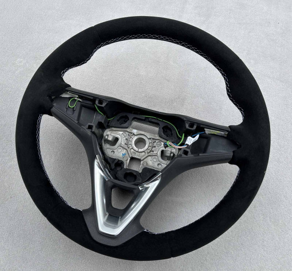 Lenkrad neu beziehen für Opel Karl und Crossland X und Grandland X mit Alcantara