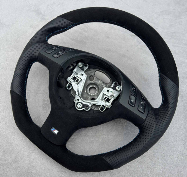 Lenkrad neu beziehen für BMW E46 M Umformen Abflachen Alcantara Leder mit Blende